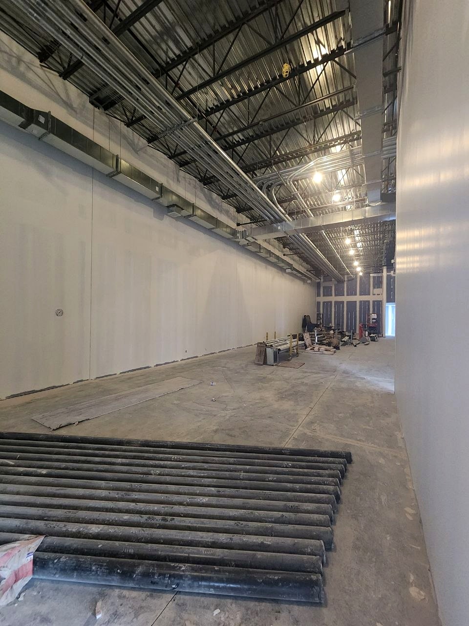 Unfinished large industrial interior